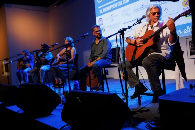 ACMA's Island Hopper Songwriter Showcase